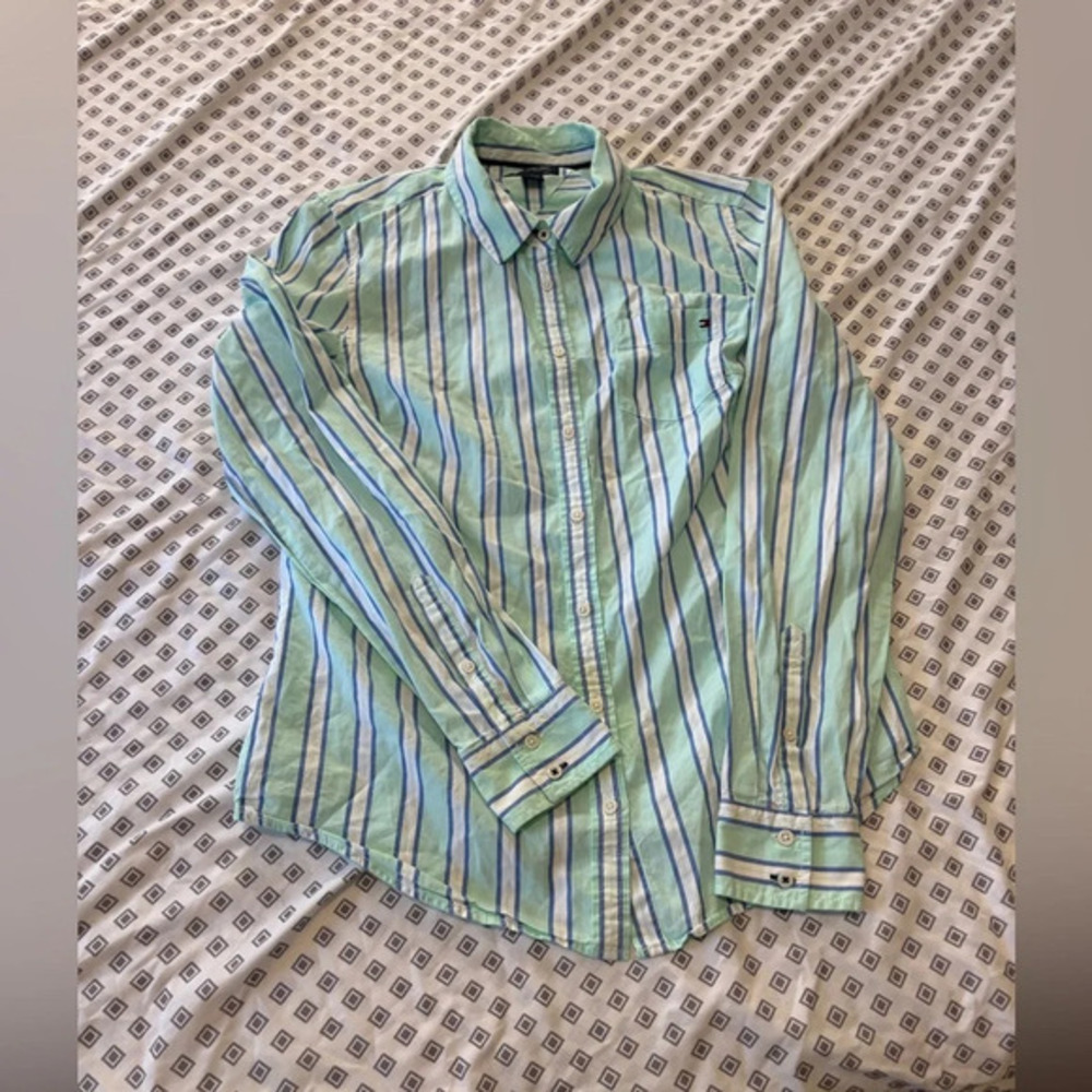 Tommy Hilfiger Button Up Dress Shirt Size XL Men’s Striped Mint Green and White